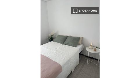 Foto 3 de Habitación en Safaretjos, Santa Coloma de Gramenet