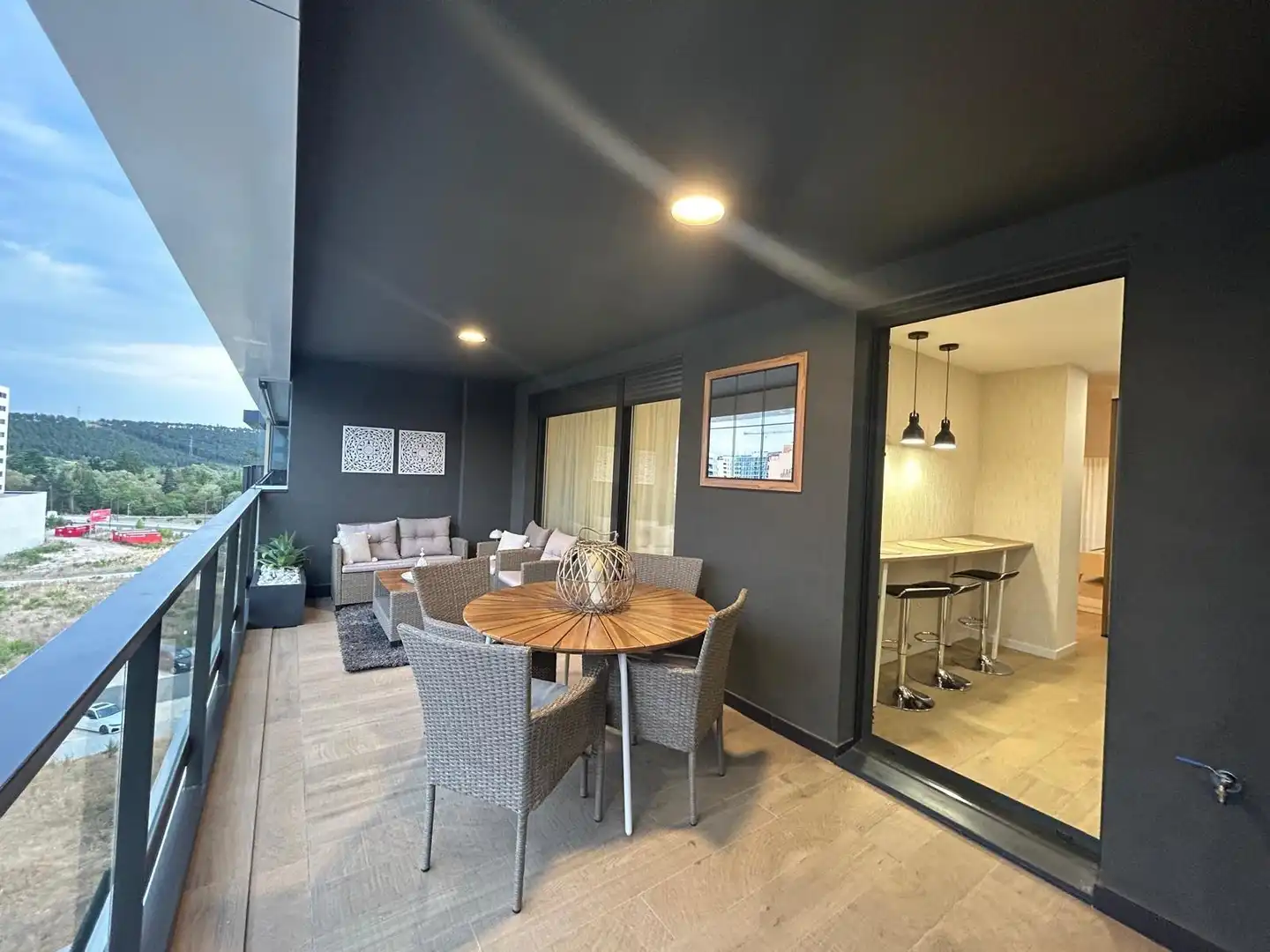 Terrace of Flat for rent in Chantrea
