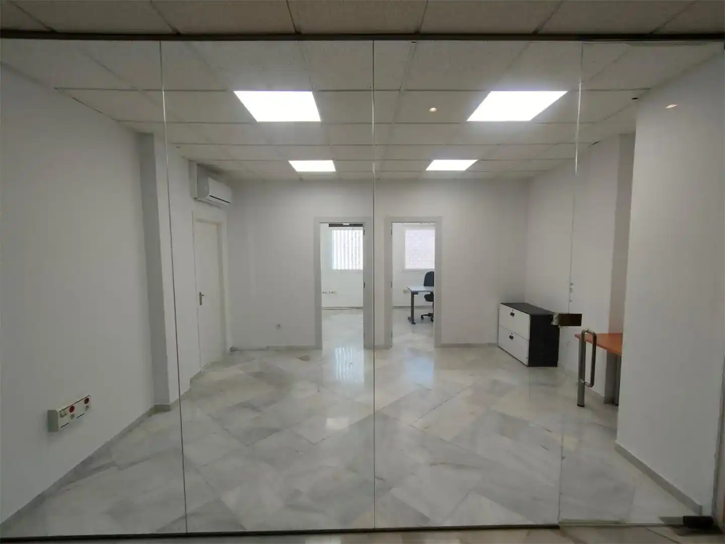 Büro zum Verkauf in Mairena del Aljarafe