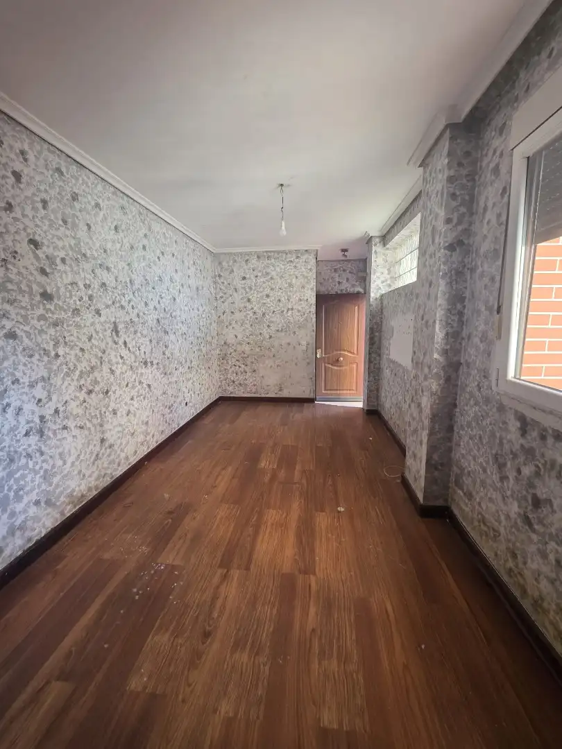 Flat for sale in Lutxana - Llano