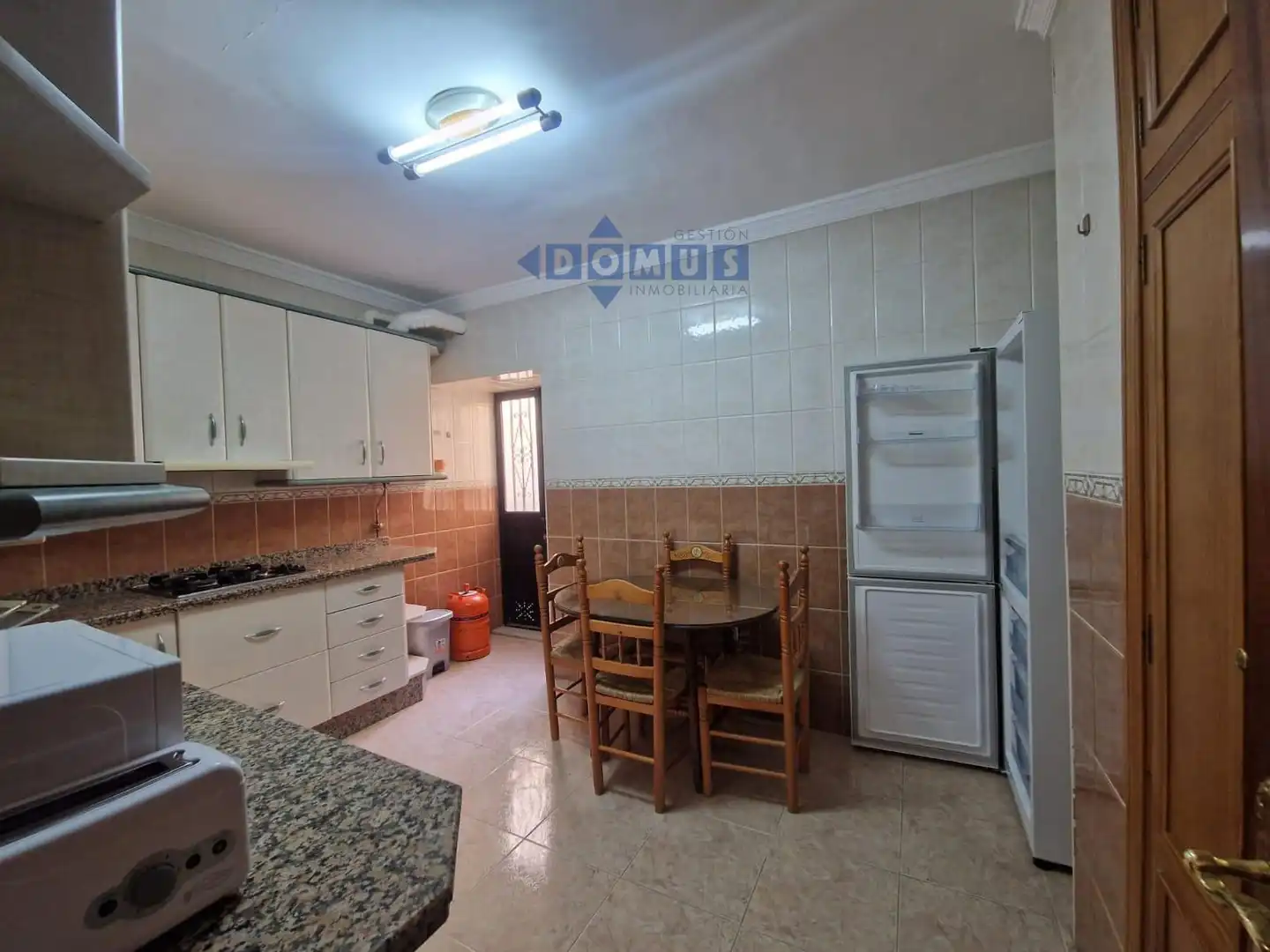 Cocina de Piso en venta en Ronda con Amueblado