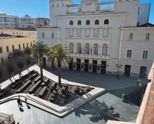 Vista exterior de Pis en venda en Badajoz Capital amb Calefacció, Parquet i Balcó