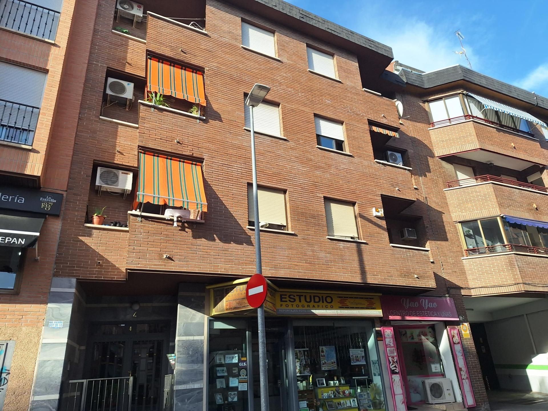 Exterior view of Flat for sale in Las Rozas de Madrid  with Heating and Terrace