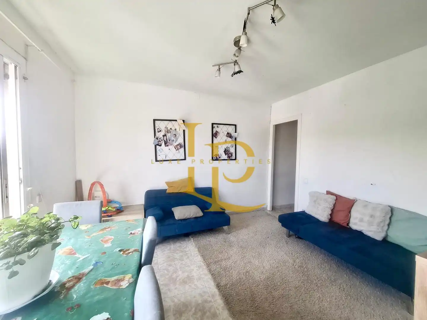 Sala de estar de Piso en venta en Rubí con Calefacción, Amueblado y Horno