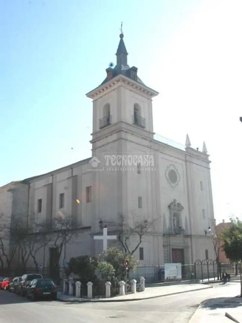 Exterior view of Commercial properties for sale in Fuenlabrada  with Air Conditioner and Alarm