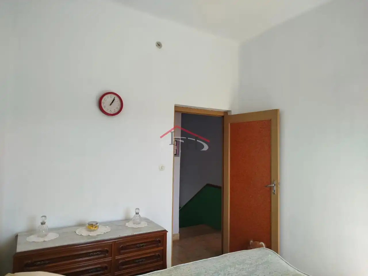 Sala d'estar de Casa o xalet en venda en Onzonilla amb Jardí privat i Traster