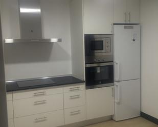 Kitchen of Flat to rent in  Madrid Capital  with Air Conditioner, Heating and Oven