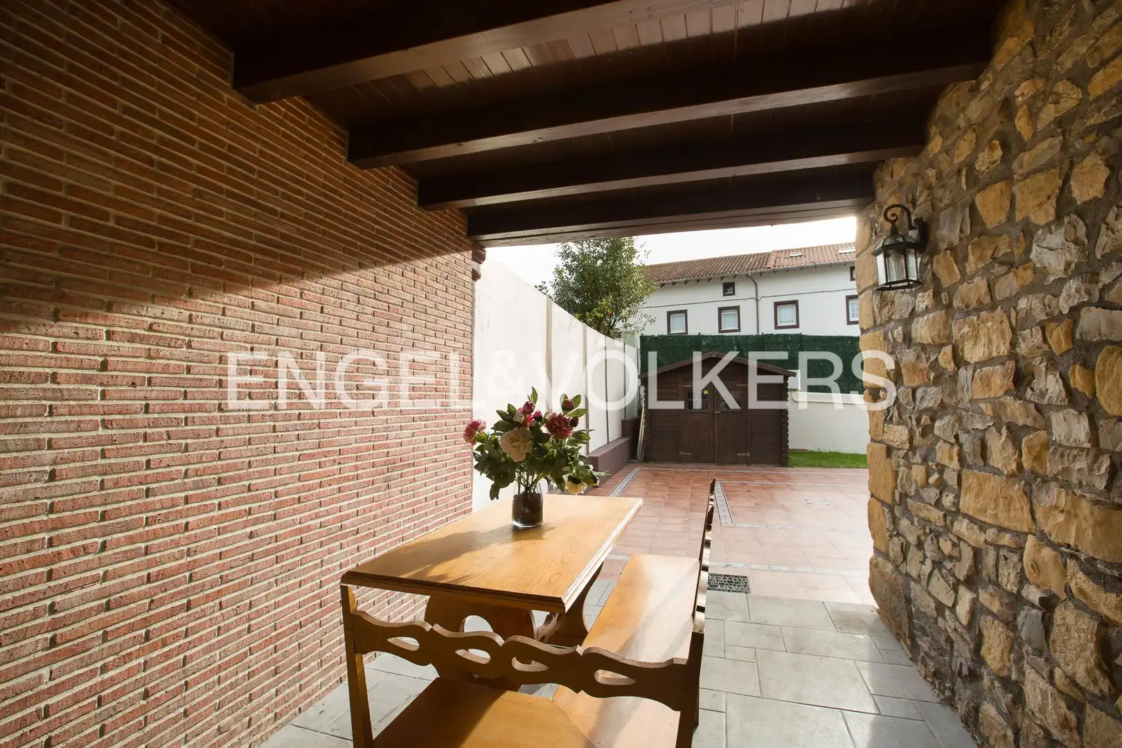 Detached homes for sale in Eguzkitza Bidea, Berango