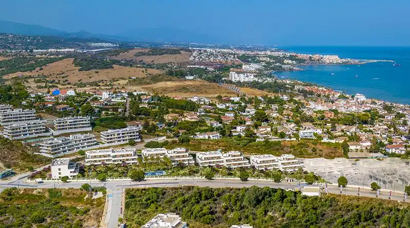 Exterior view of Flat for sale in Estepona  with Air Conditioner, Heating and Private garden