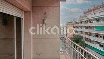 Vista exterior de Pis en venda en Badalona amb Terrassa i Traster