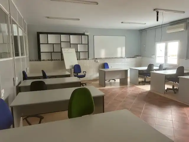 Commercial properties for rent in Puertollano  with Air Conditioner and Furnished