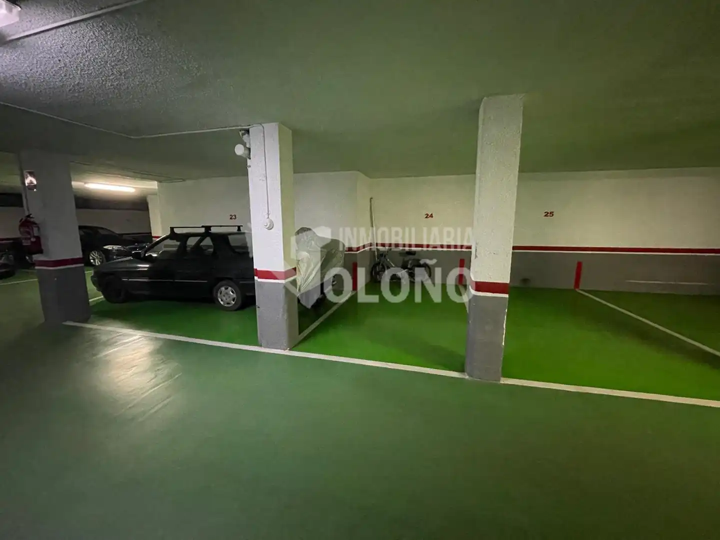 Parkplatz von Garage zum Verkauf in Haro