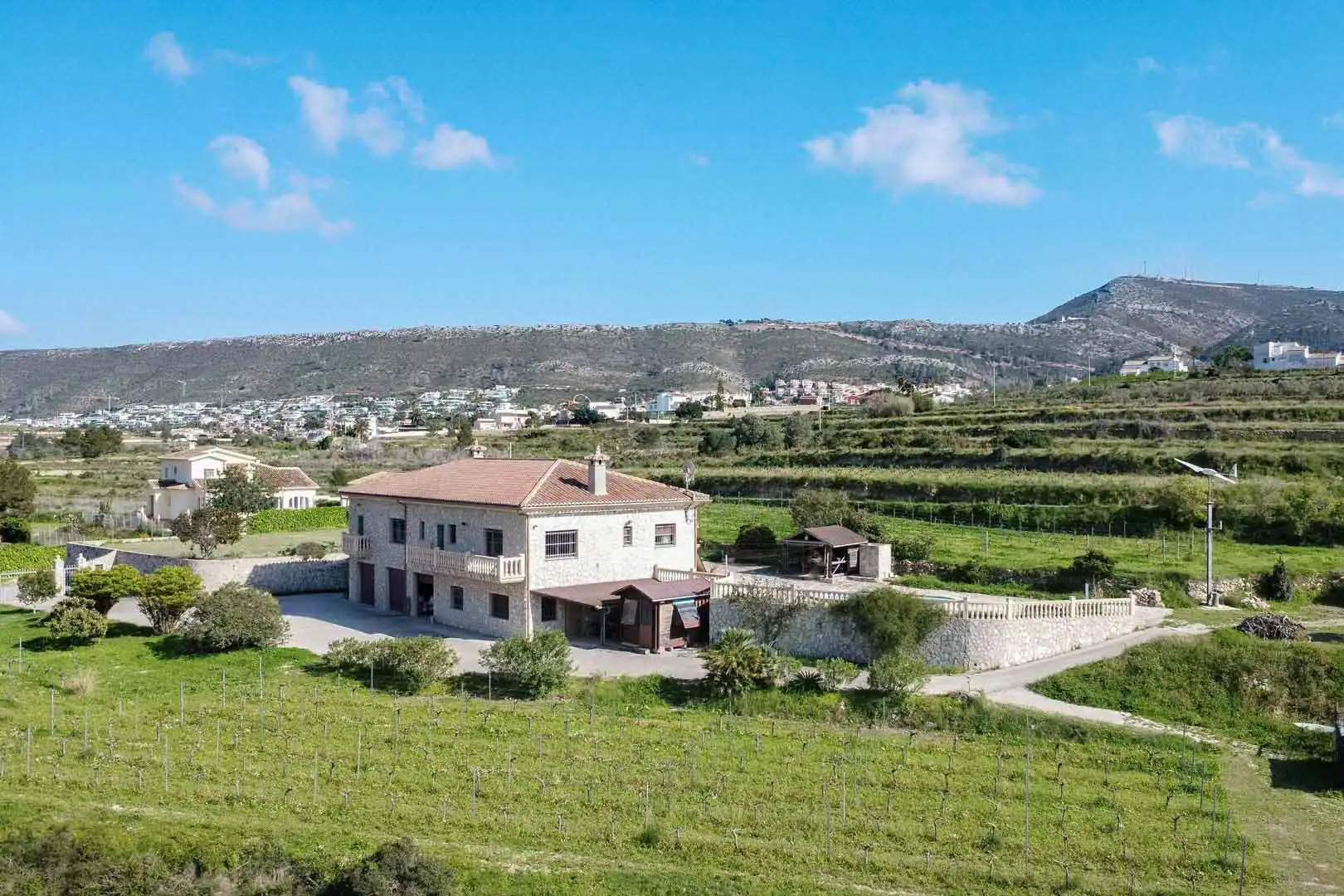 Vista exterior de Casa o xalet en venda en Jávea / Xàbia amb Terrassa i Piscina