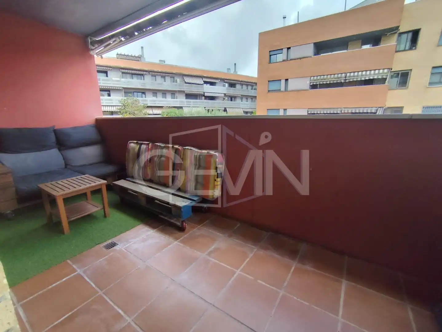 Terrassa de Pis en venda en Santa Perpètua de Mogoda amb Aire condicionat, Calefacció i Jardí privat