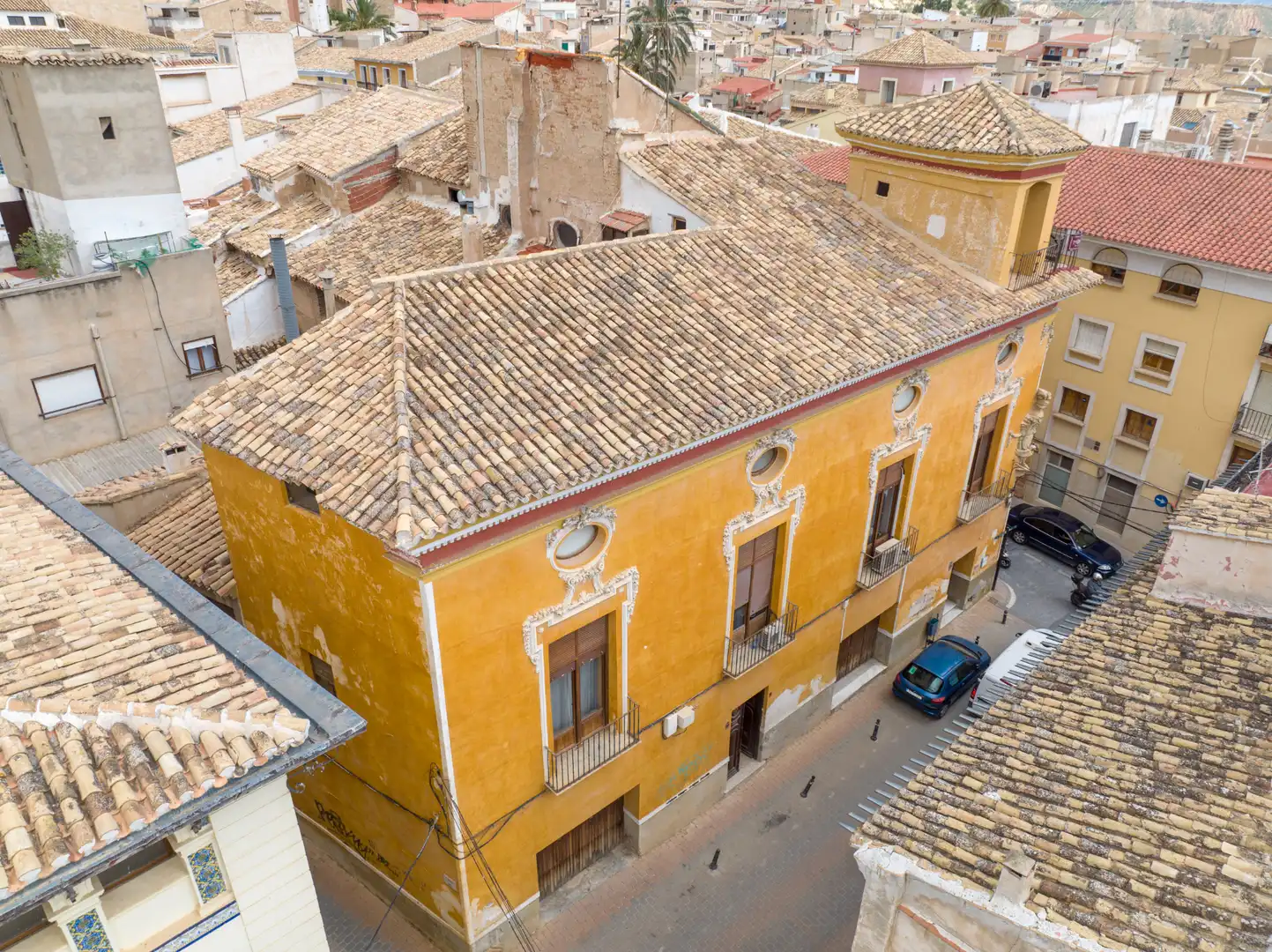 Vista exterior de Edifici en venda en Mula amb Alarma