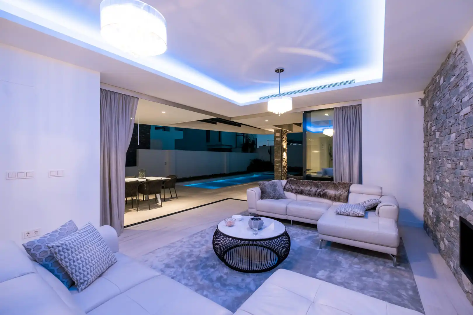 Houses for rent in JOSE ECHEGARAY-L VISTA PL, 158, Nueva Alcántara