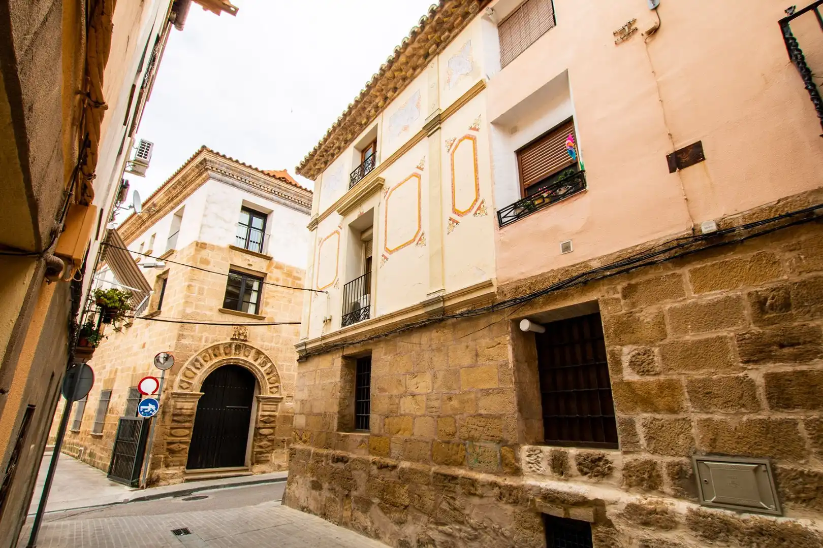 Vista exterior de Casa o xalet en venda en Caspe amb Jardí privat