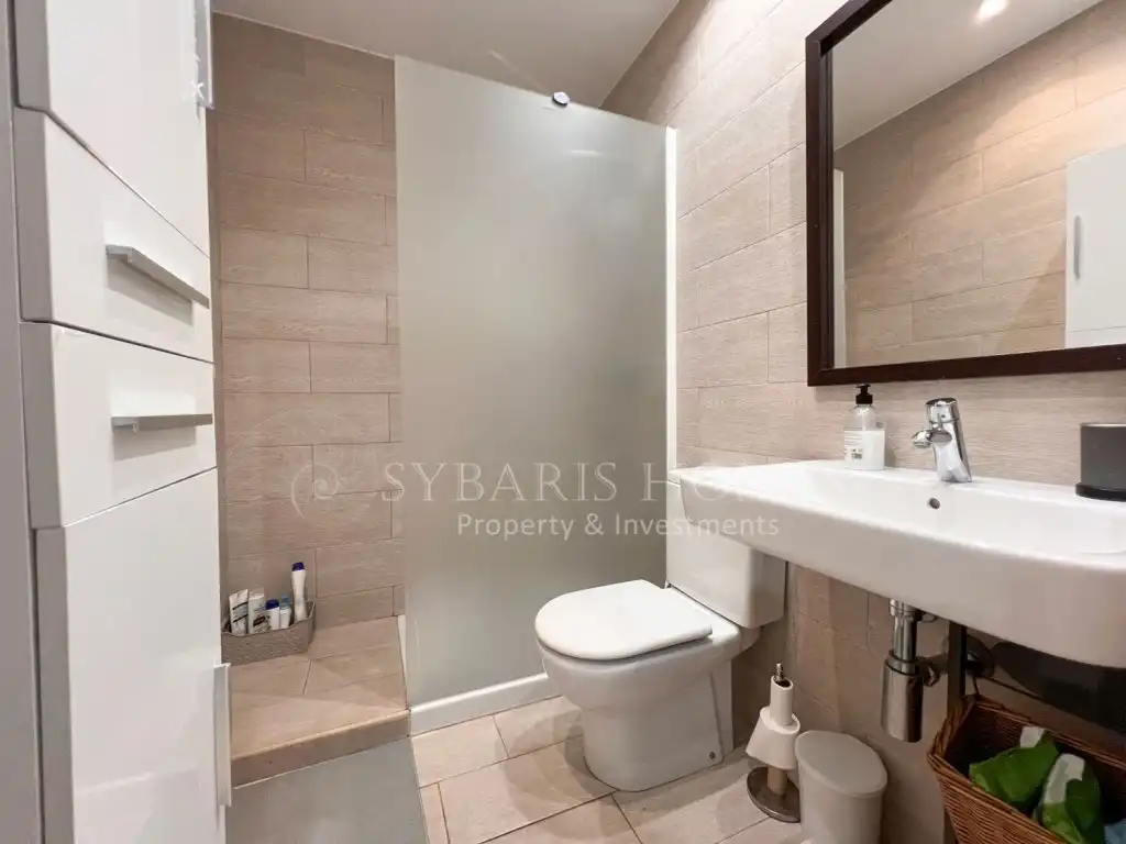 Apartments for sale in Carrer Llac Baikal, 3, L'Almadrava - L'Estanyó