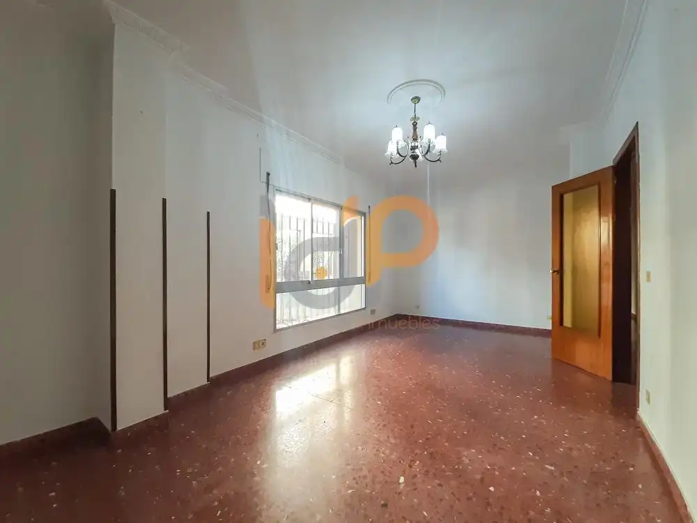 Flat for sale in Úbeda  with Balcony
