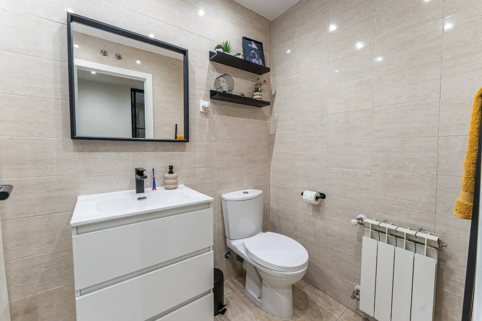 Baño de Dúplex en venta en Arroyomolinos (Madrid) con Aire acondicionado, Calefacción y Terraza