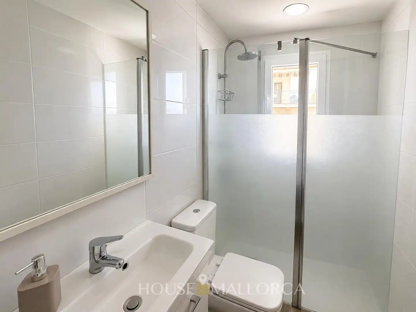 Bathroom of Flat for sale in Llucmajor  with Terrace