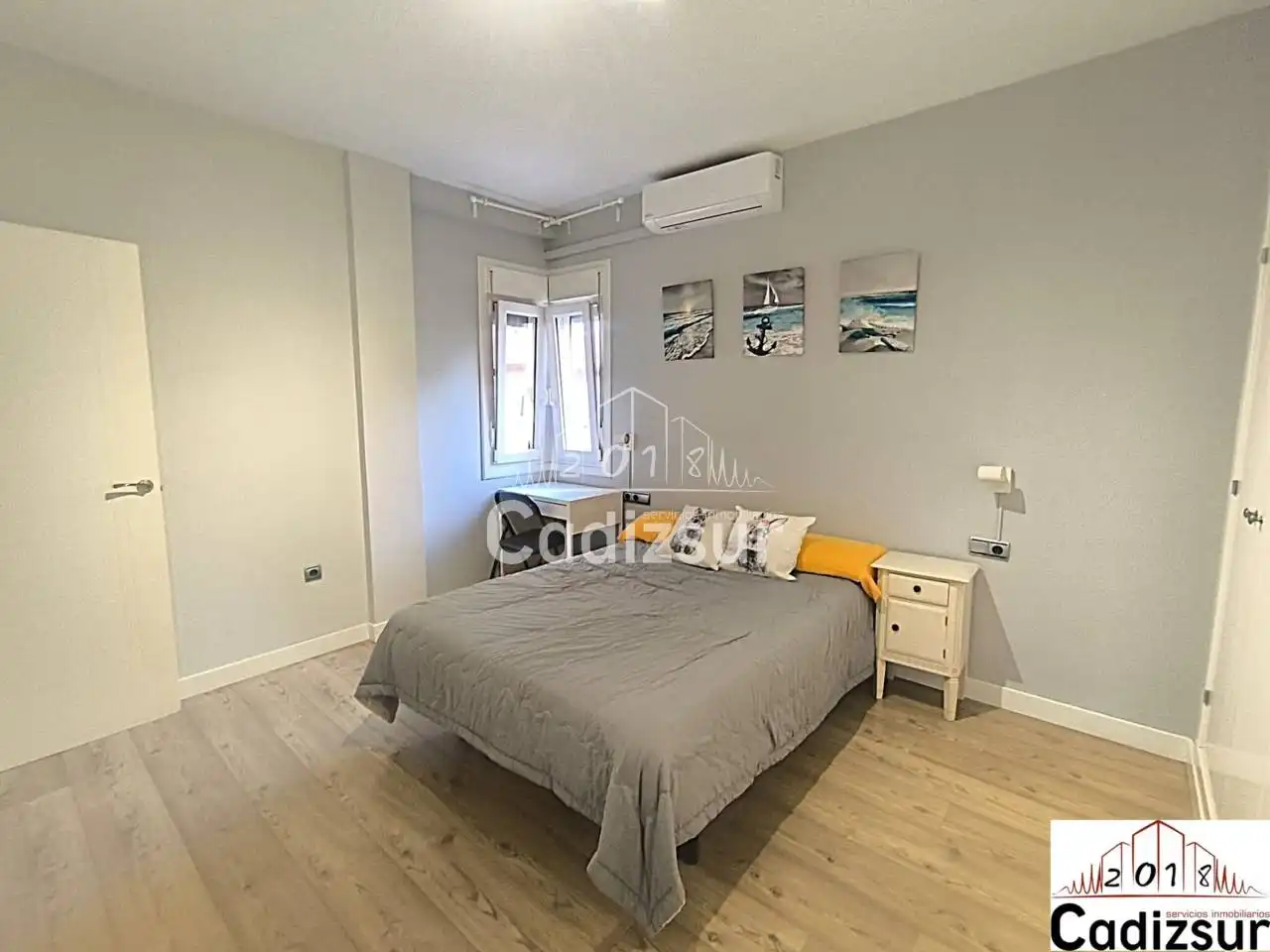 Schlafzimmer von Wohnung zur Miete in Cádiz mit Klimaanlage, Terrasse und Möbliert