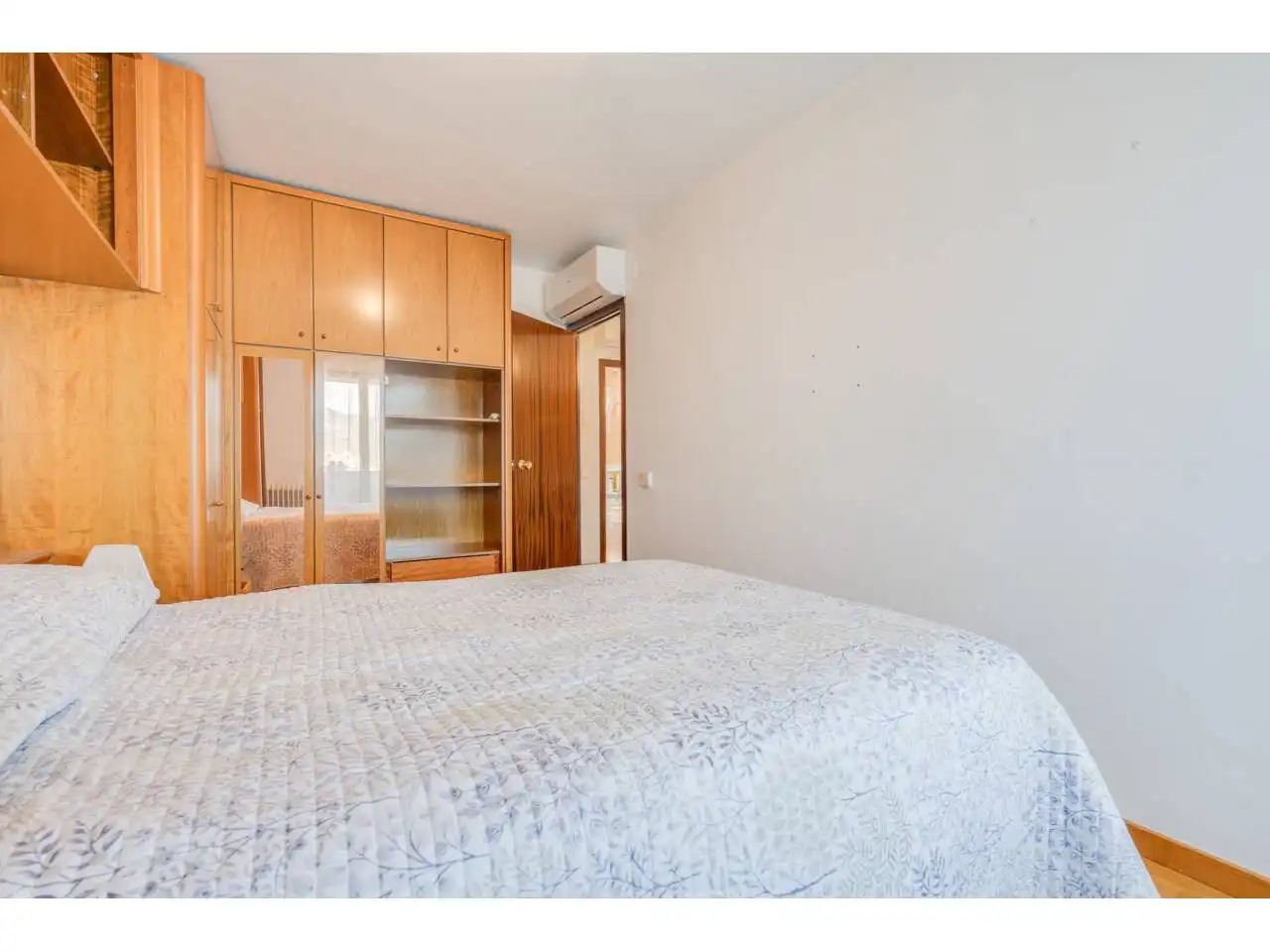 Bedroom of Duplexes for sale in Terrassa  with Heating, Parquet flooring and Terrace