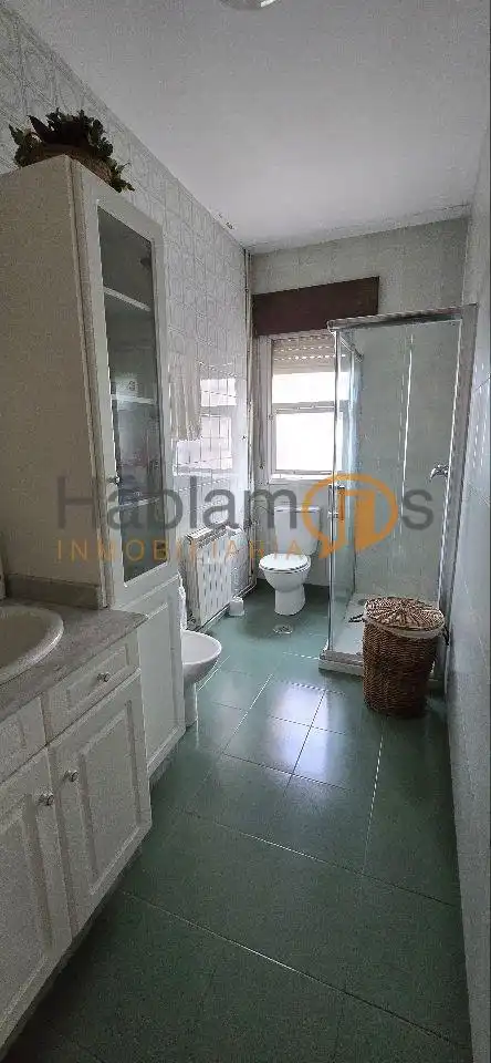 Baño de Casa o chalet en venta en Vilagarcía de Arousa con Calefacción, Jardín privado y Terraza