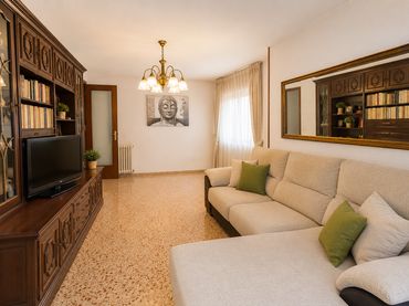 Flat with lift for sale in Calle carrer del pare gil