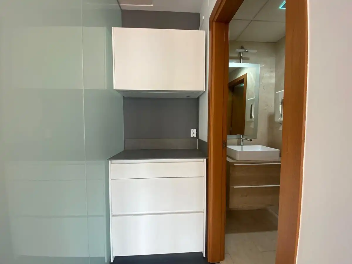 Baño de Oficina de alquiler en Dénia