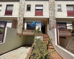 Vista exterior de Casa o xalet en venda en Badajoz Capital amb Aire condicionat, Calefacció i Jardí privat