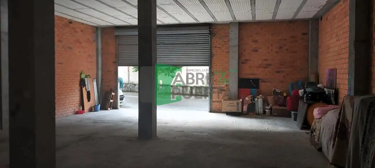 Local comercial en venda a Allariz