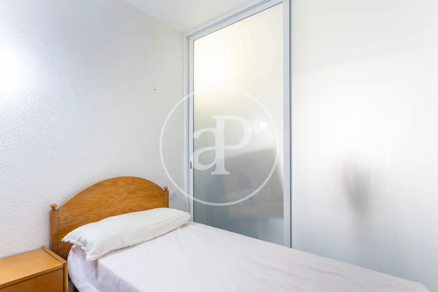 Habitación de Piso en venta en Valencia con Calefacción y Amueblado