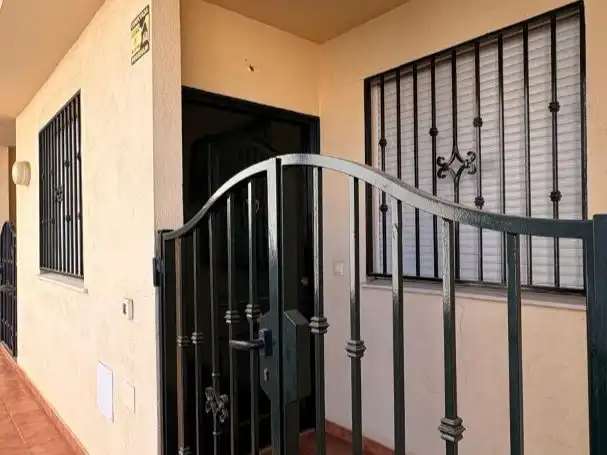 Dúplex con piscina en venta en Pintor Juan Gris 6, imagen 2