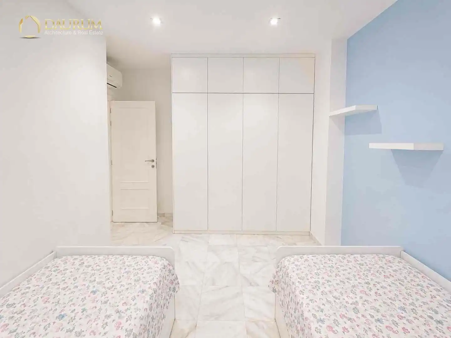 Bedroom of Houses for sale in La Algaba  with Air Conditioner, Terrace and Storage room