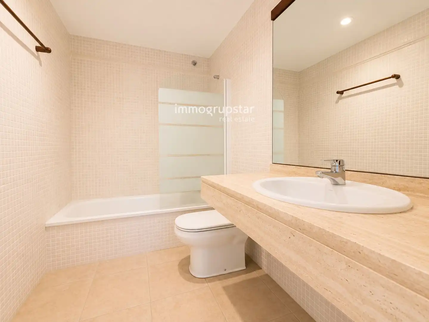 Bathroom of Attic for sale in Pals  with Air Conditioner, Heating and Terrace