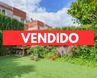 Garden of Single-family semi-detached for sale in Castelldefels  with Air Conditioner, Terrace and Balcony