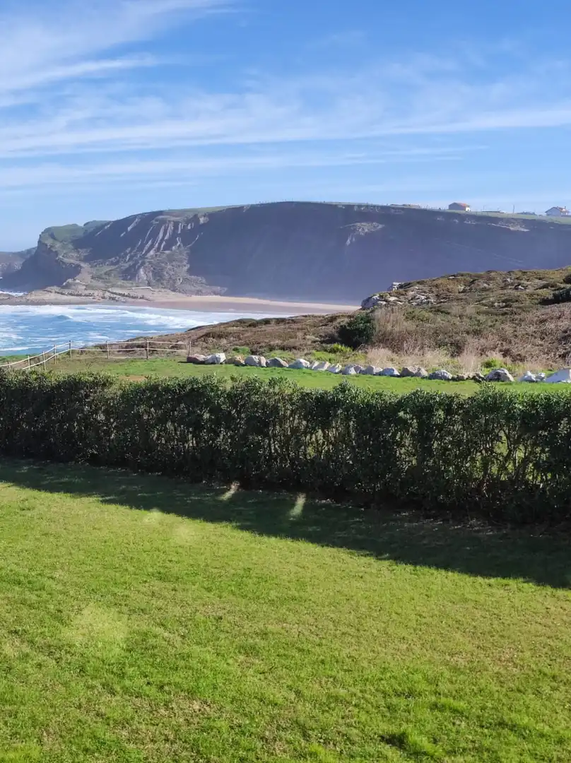 Jardín de Casa o chalet de alquiler en Miengo con Calefacción, Jardín privado y Amueblado