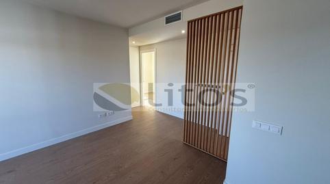 Foto 4 de Piso de alquiler en Calle Angel Ojeda Aviles, Entrenúcleos, Sevilla