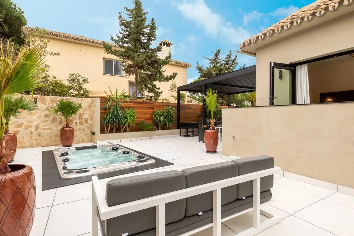 Villa mit Terrasse zum Verkauf in Elviria - Cabopino, imagen 34