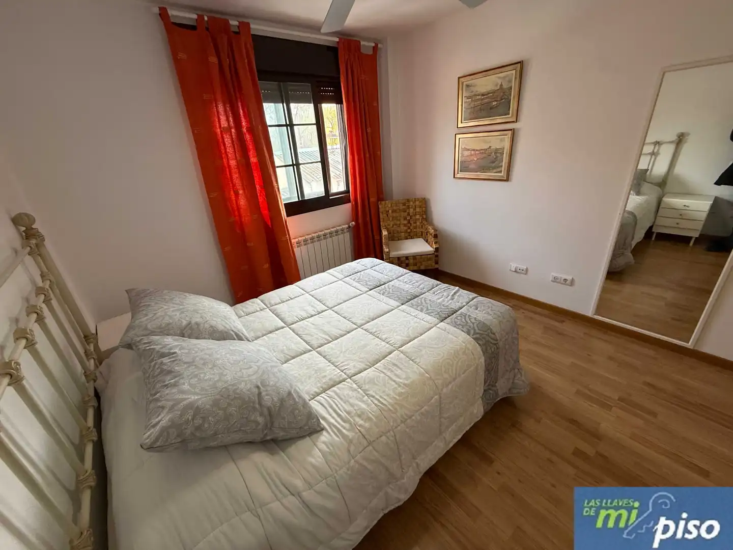 Bedroom of Flat for sale in Tudela de Duero  with Heating, Parquet flooring and Storage room