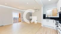 Bedroom of Flat for sale in  Barcelona Capital  with Air Conditioner, Heating and Oven