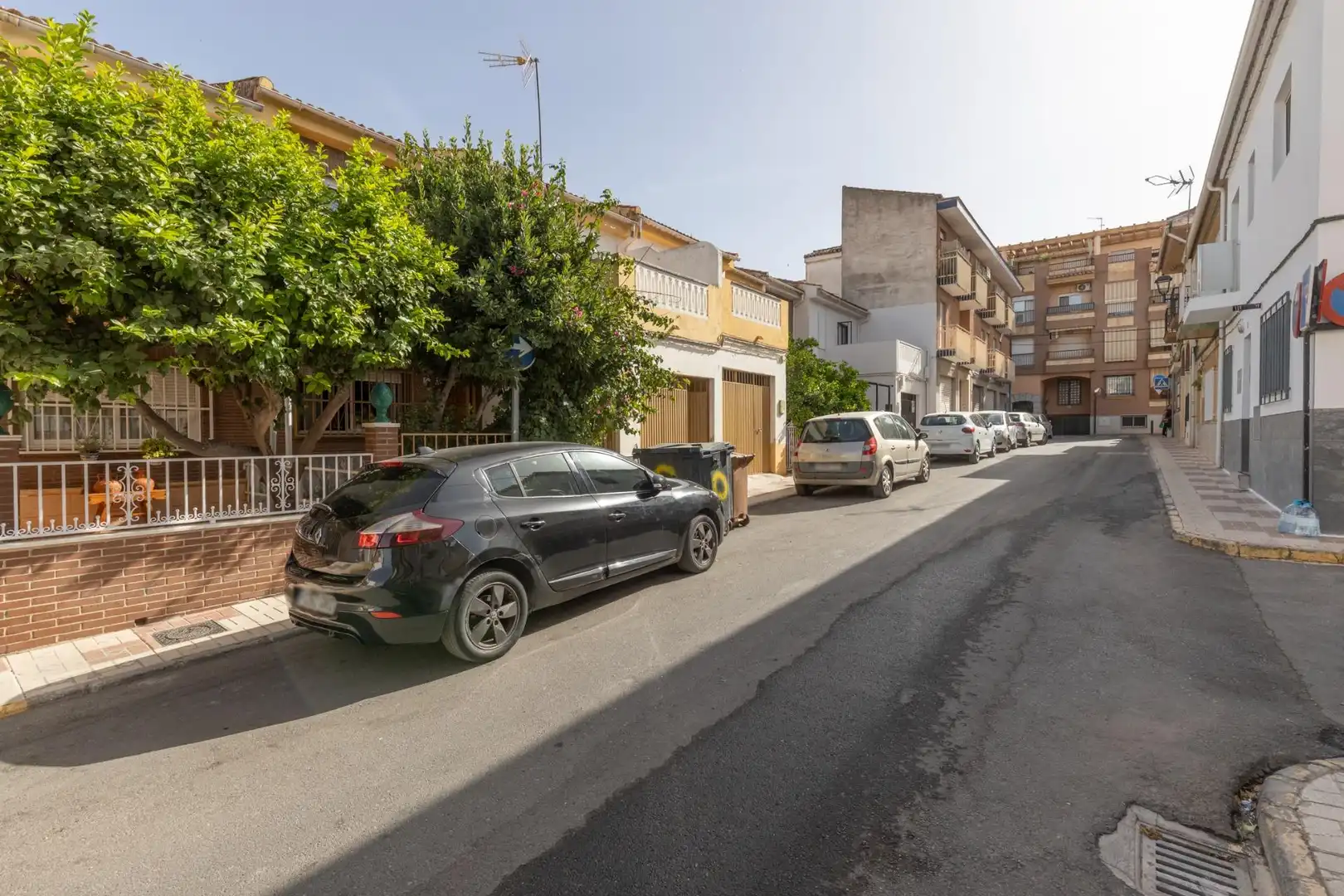 Vista exterior de Casa adosada en venta en Maracena con Aire acondicionado, Calefacción y Terraza