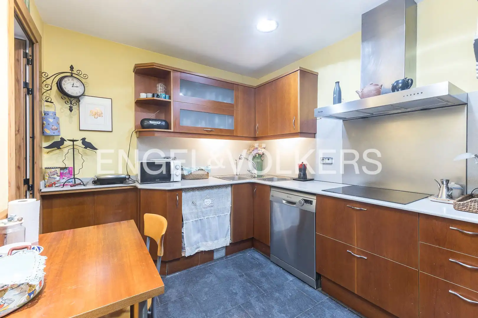 Kitchen of Flat for sale in Barcelona  with Air Conditioner, Heating and Parquet flooring