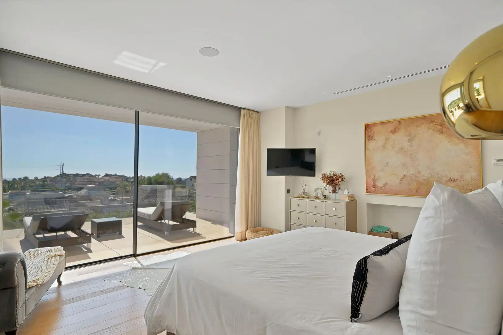 Habitación de Casa o chalet en venta en Marbella con Calefacción, Jardín privado y Terraza