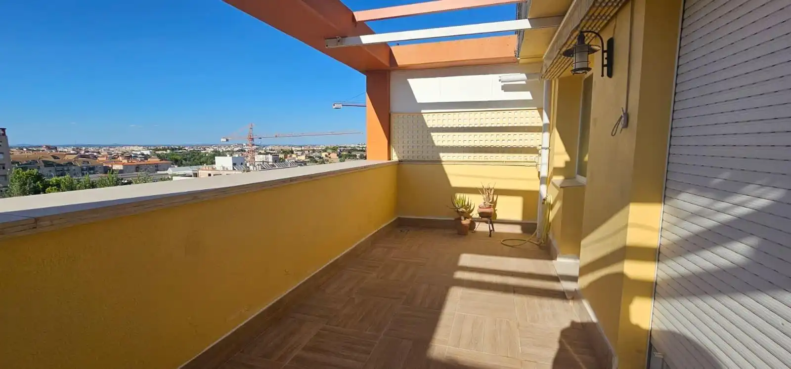Àtic amb ascensor de lloguer a Calle TREBOL