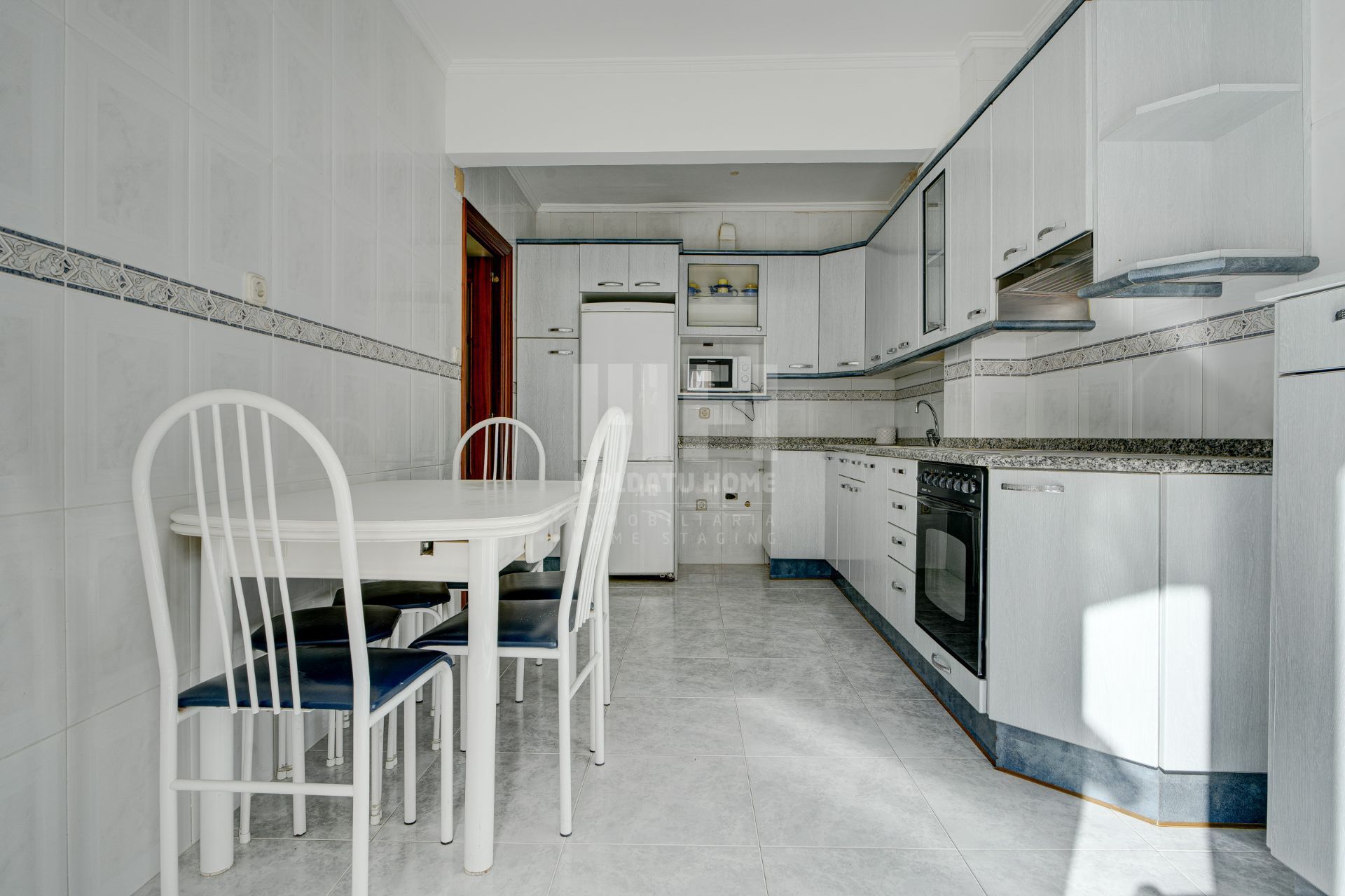 Küche von Wohnung zum verkauf in Irun  mit Heizung, Terrasse und Abstellraum