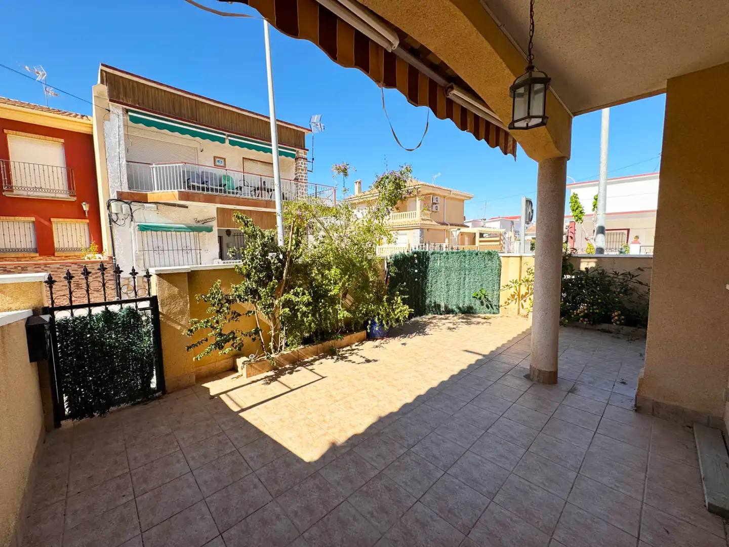 Terrassa de Casa adosada en venda en Pilar de la Horadada amb Aire condicionat, Terrassa i Moblat