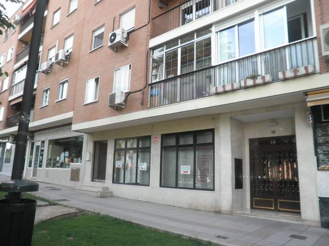 Local comercial en Venta en C/ de Mejorada en Parque Roma - Coronas
