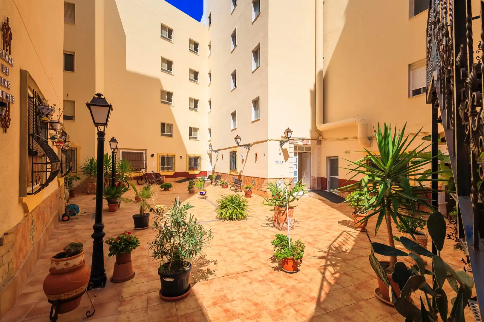 Flat with pool to rent in Playa del Cura, imagen 24